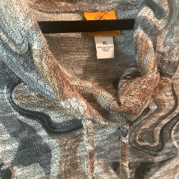 Ruby Rd XL Unique Beauties Design Top - Picture 3 of 6